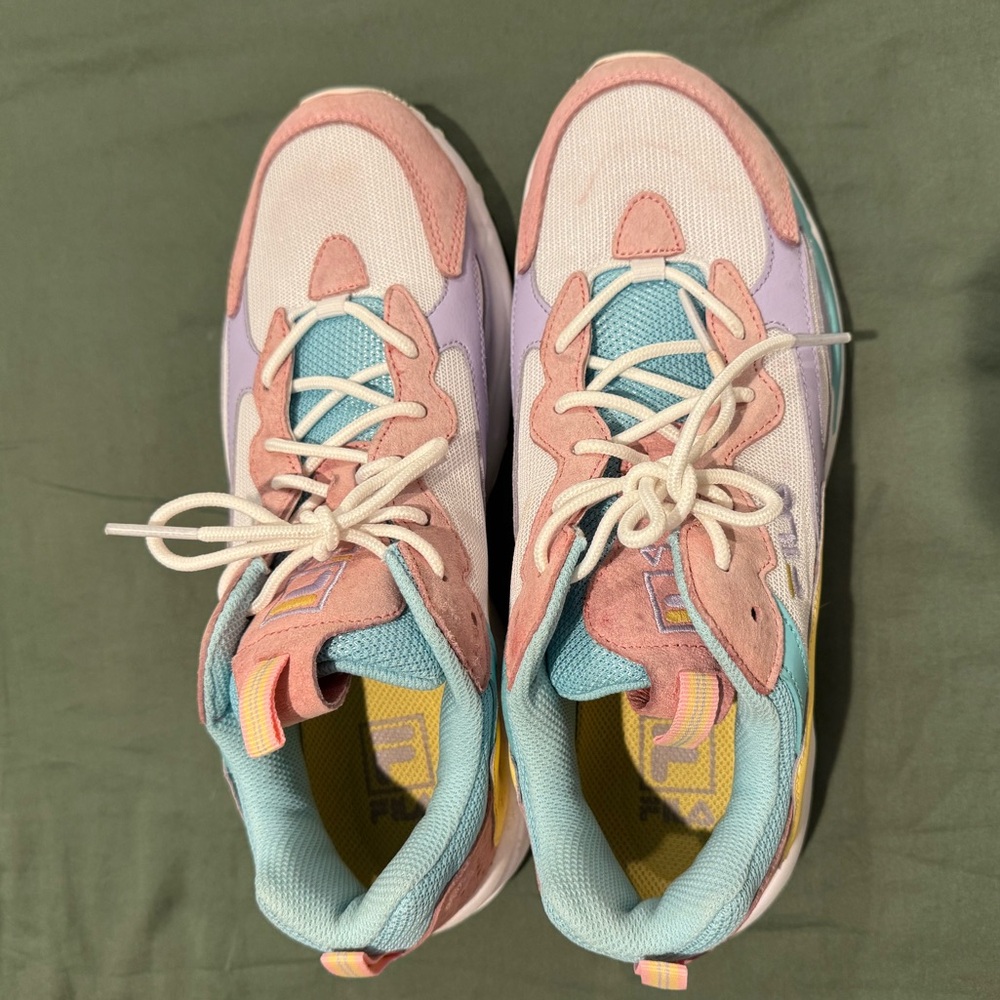 Chunky FILA Sneakers